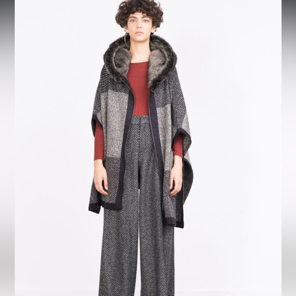 ZARA Poncho with Faux Fur Trim Hood, Sz M. - Picture 2 of 16